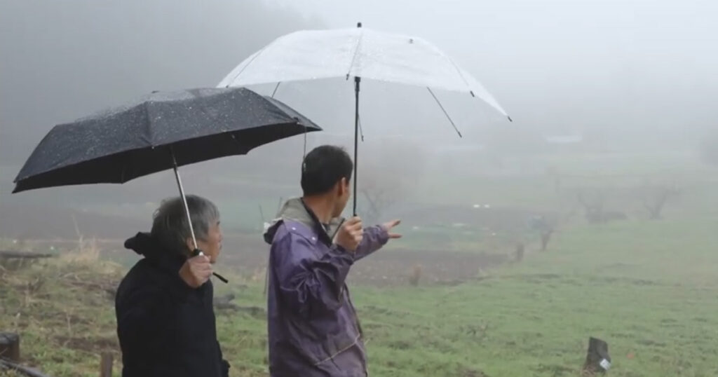 畑から見えた“本当の農業” ― 旧甲州街道・犬目で出会った、小俣さんの自然と共生する畑 ―